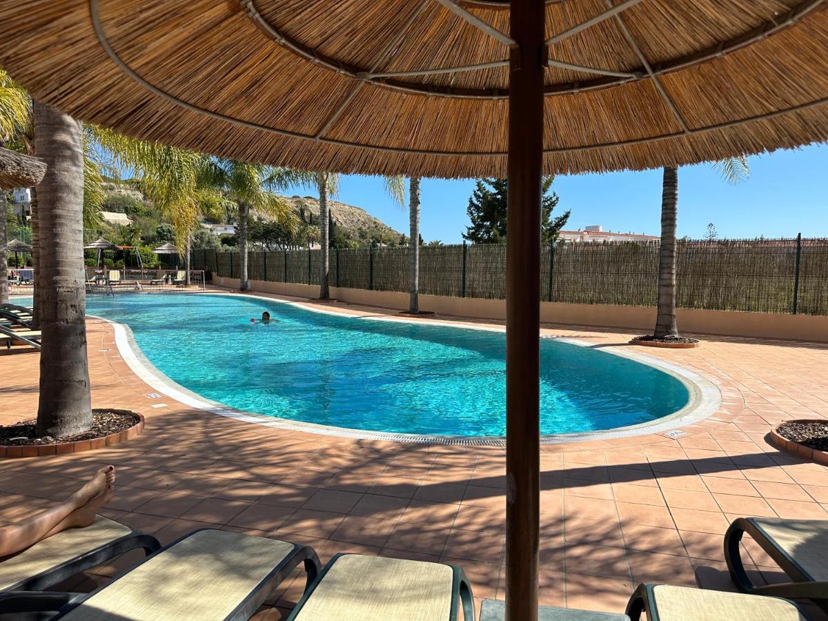 Baia Da Luz Luz Beach 1 Bedroom Apartment Extérieur photo